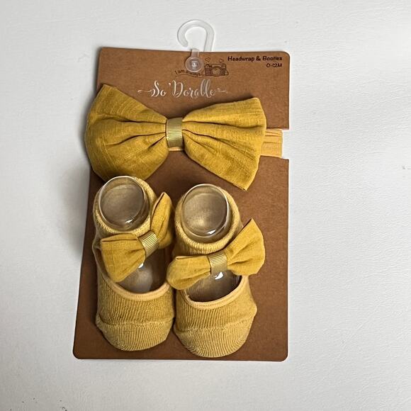 So'Dorable Baby Headwrap and Bootie Set New in Box Sz 0-12M - Picture 1 of 7